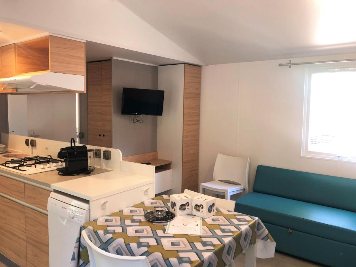 Camping La Pinède Calvi  Esterno foto