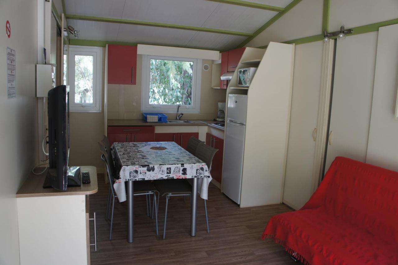 Camping La Pinède Calvi  Esterno foto